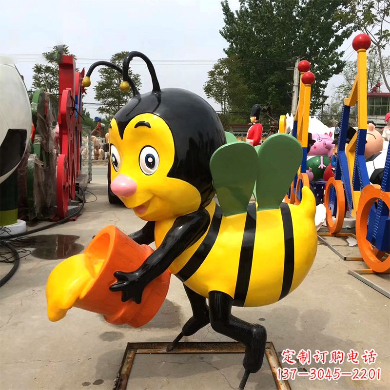 安徽玻璃钢采蜜的蜜蜂雕塑