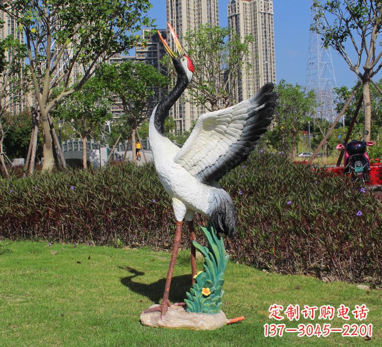 安徽仙鹤雕塑玻璃钢的艺术之美