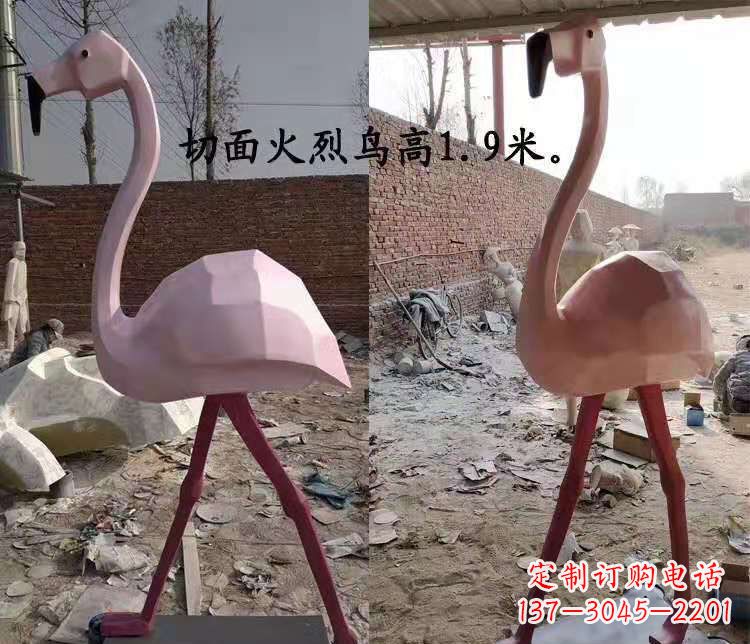 安徽玻璃钢仙鹤雕塑——灵动的艺术美学