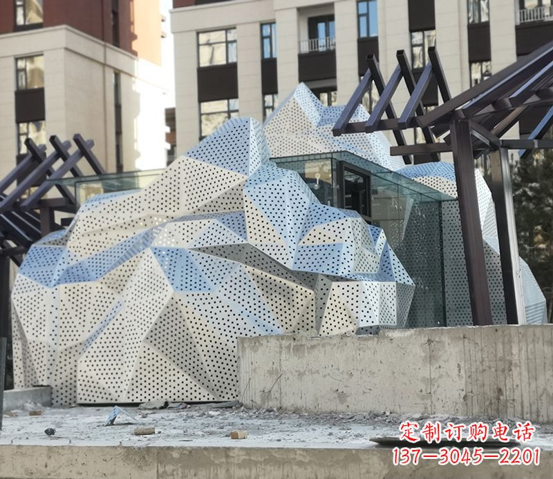 安徽不锈钢假山雕塑给空间带来更多活力