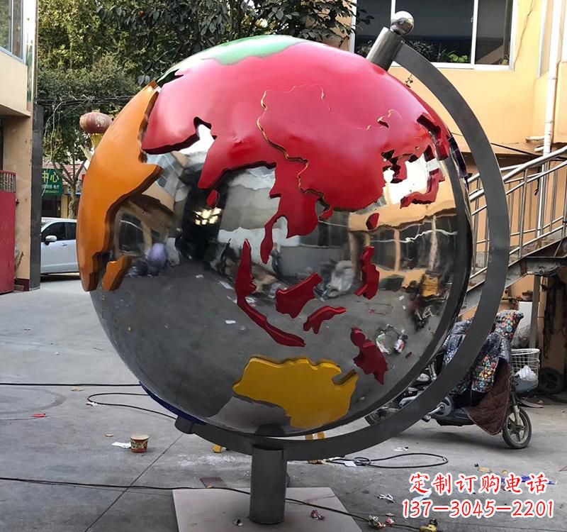 安徽不锈钢彩绘地球仪雕塑