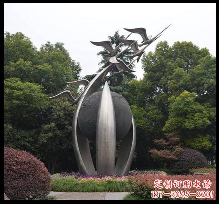 安徽不锈钢抽象飞翔的天鹅雕塑