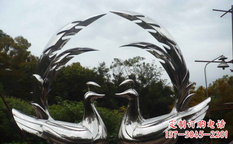 安徽不锈钢抽象孔雀公园动物雕塑