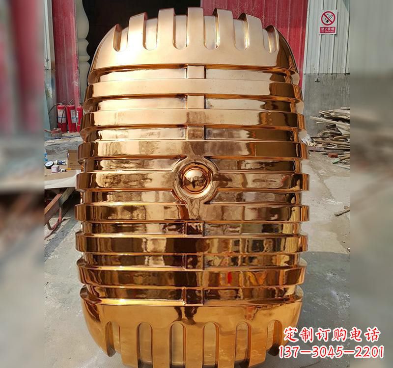安徽不锈钢话筒雕塑传承历史的象征