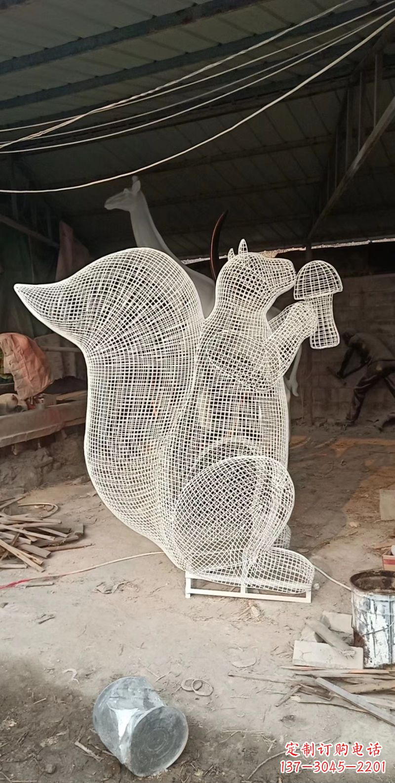 安徽不锈钢松鼠雕塑精美的艺术作品