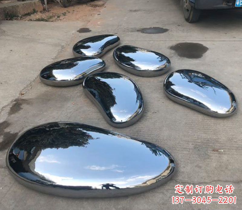 安徽水滴雕塑——不锈钢的精美之作