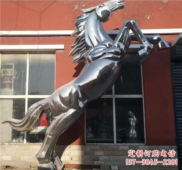 安徽不锈钢跳跃马雕塑