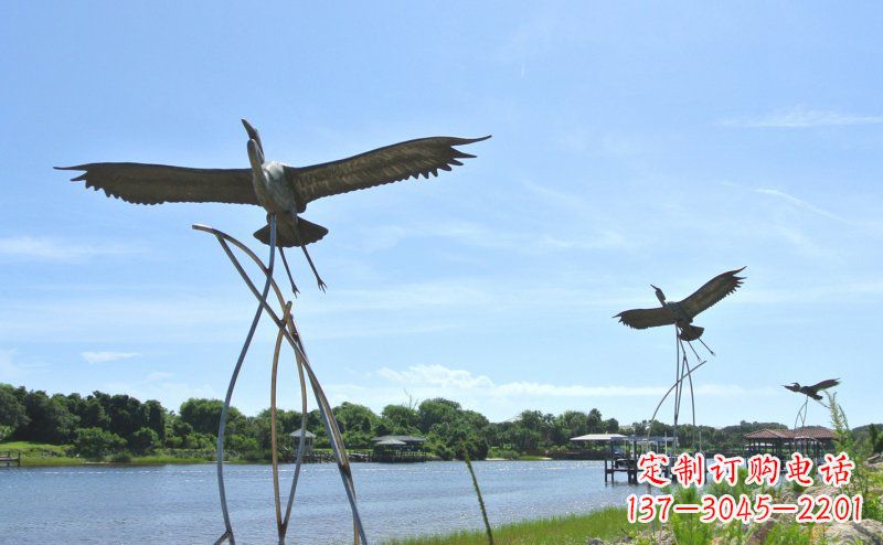 安徽不锈钢仙鹤雕塑象征着自由之美
