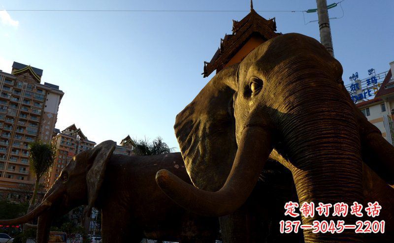 安徽步行街上的大象雕塑——给街道带来活力