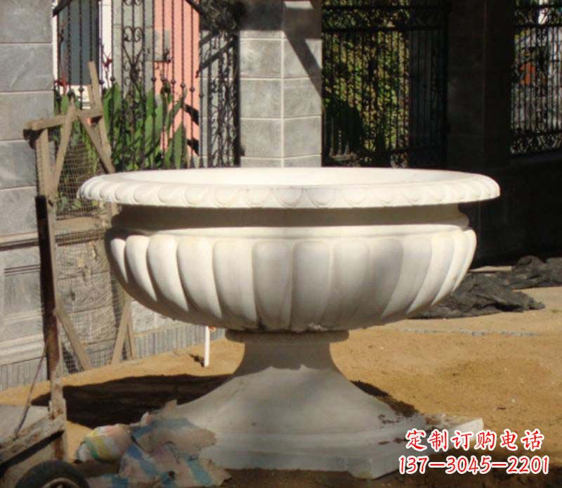安徽精美大理石花盆雕塑