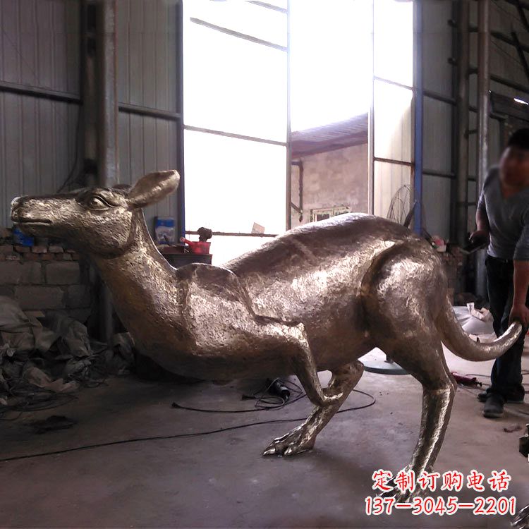 安徽精美袋鼠纯铜雕塑