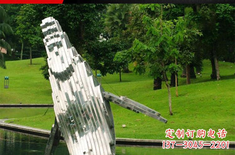 安徽温馨活泼的不锈钢动物企鹅雕塑