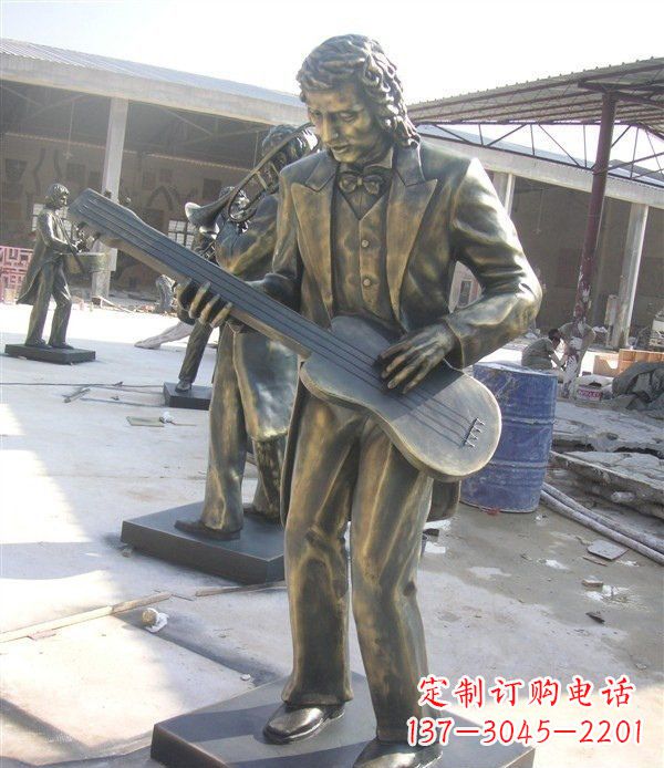 安徽西方人物铜吉他雕塑