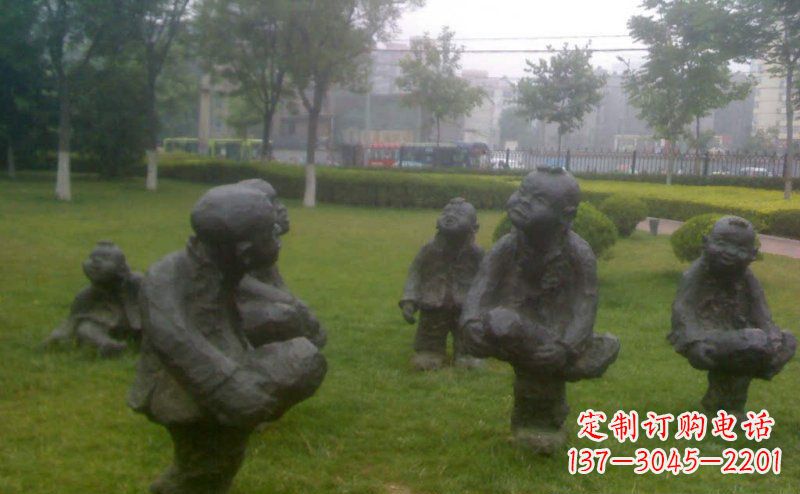 安徽中领雕塑为您打造精美的儿童斗鸡雕塑