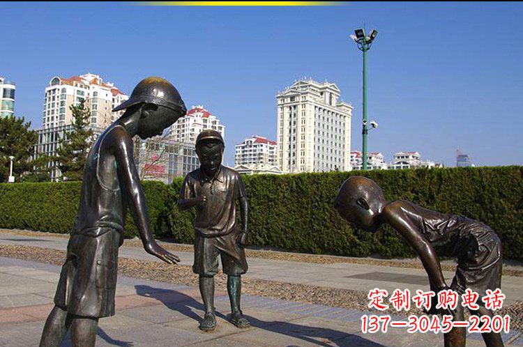 安徽玻璃钢陀螺雕塑