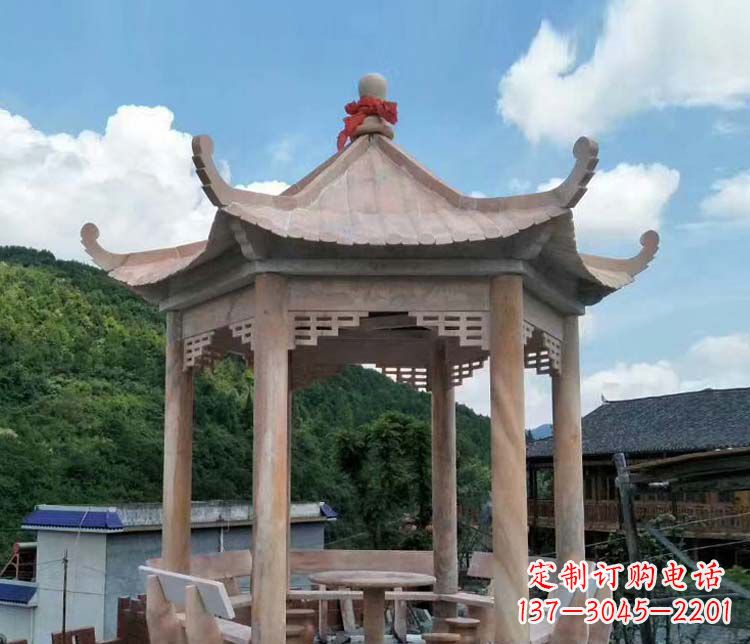 安徽一流的公园晚霞红六角石雕凉亭