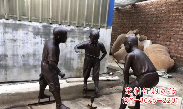 安徽玩陀螺人物铜雕 (2)