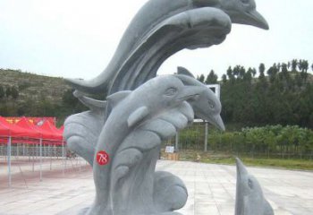 安徽青石海豚雕塑由中领雕塑制作，是一款以海豚…