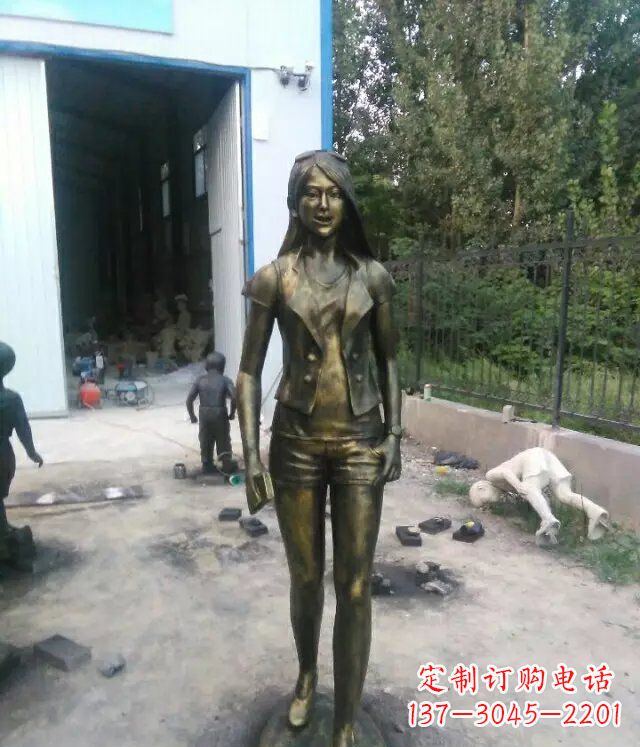 安徽现代美女广场人物铜雕
